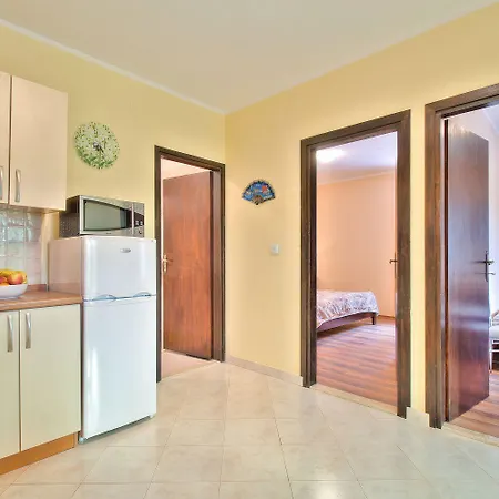 Apartment Idyllisches Nur 500 Meter Zum Mit Liegewiese Und Grill