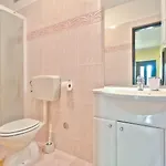 Idyllisches Nur 500 Meter Zum Mit Liegewiese Und Grill Apartman Umag